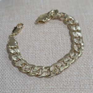 Gold Thick Chain Bracelet